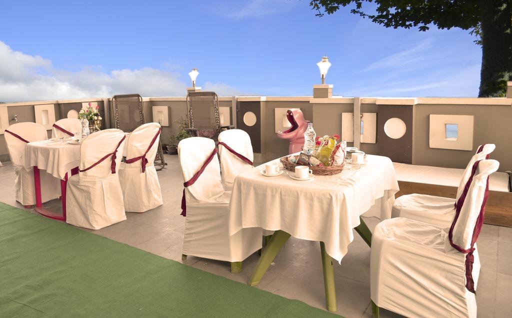 כלכותה Ghosh Villa Guest House מראה חיצוני תמונה